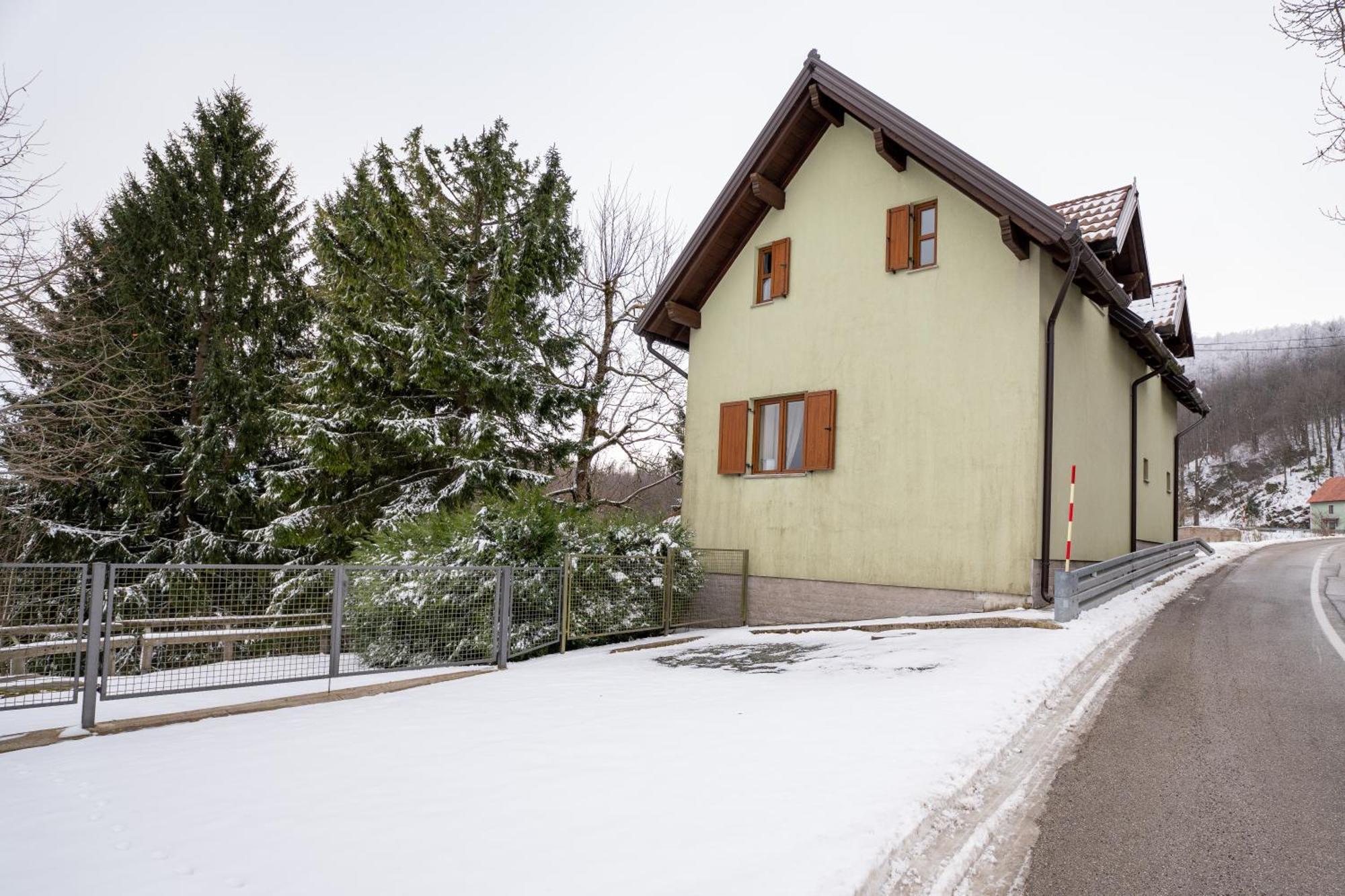 Kuca Za Odmor Cava Fuzine Villa Fužinski Benkovac Exterior foto